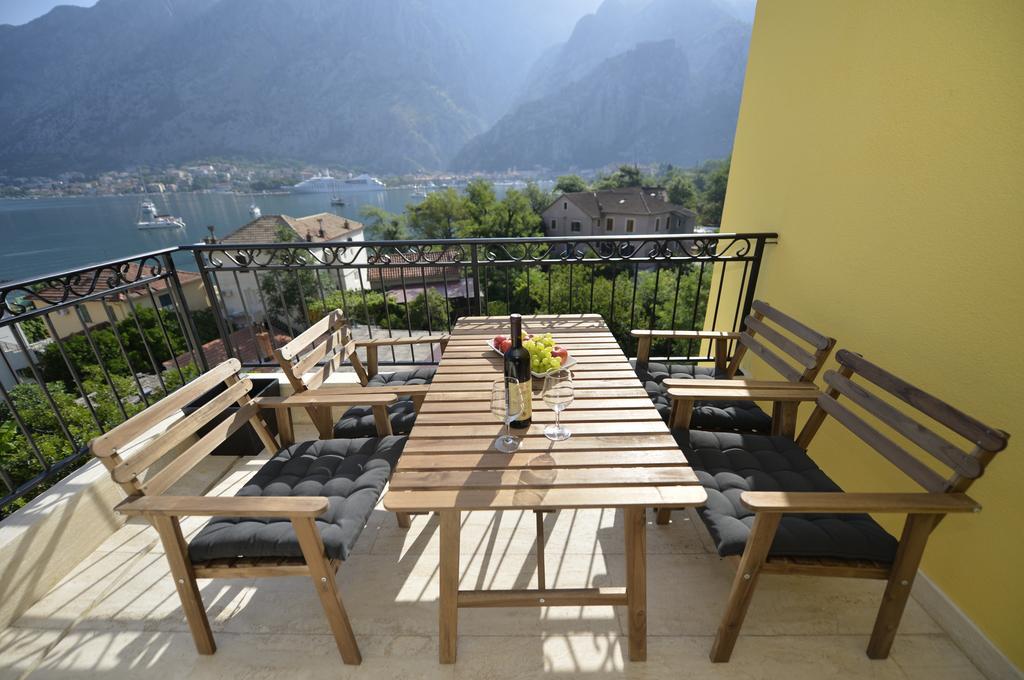 Apartamento Posto Capitano C Group Kotor Exterior foto